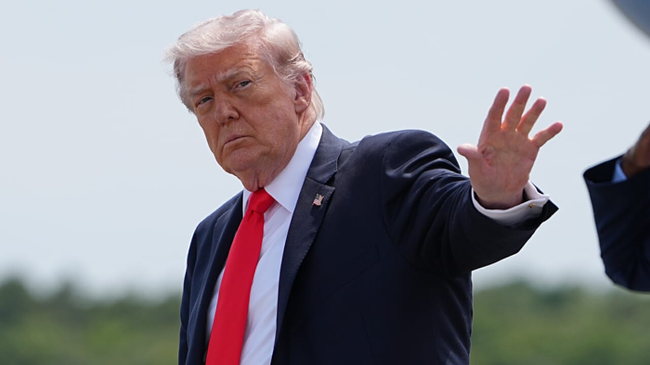Trump's wish list grows: "After finishing Iran I will take control of Cuba"