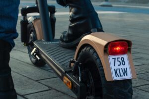 New Nilox scooters: style, safety and with license plate holder