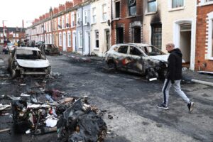 Between fake news and enemy construction: the true paradox of the violence in Belfast