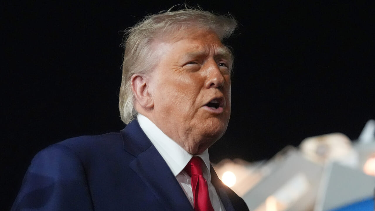 "We will bomb without mercy": Trump launches new offensives on Iran (which attacks US bases)