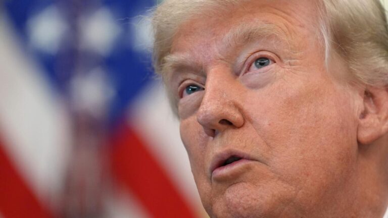 Agreement between USA and Iran, Trump: "Hormuz will be reopened, they don't want nuclear weapons". Yellow on the signature