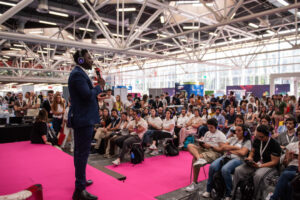 From the future of AI to digital geopolitics: WMF 2026 completes the training program with over 90 internships and 1,000 international speakers