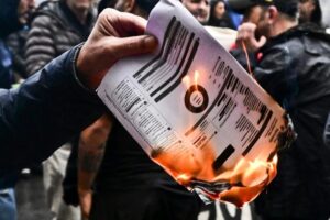 The “I’ll think about it later” tax: this is how Italians wasted 1.3 billion euros on bills and insurance