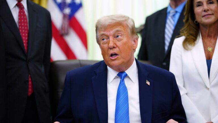 USA-Iran, Trump: "We were close to an agreement, but they are making fun of me. I will bomb hard"