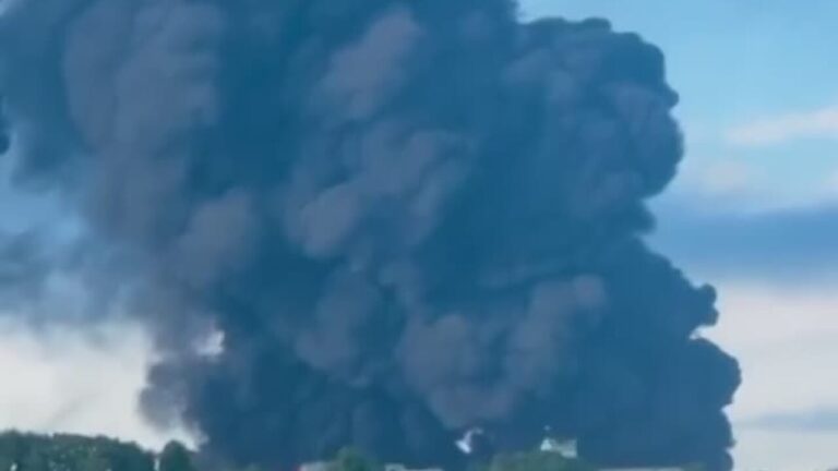 Ukraine is continuing to heavily target oil facilities in Russia