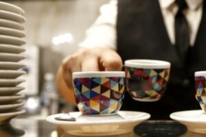 Coffee is back on the rise: prices up 30% in a month. What’s happening