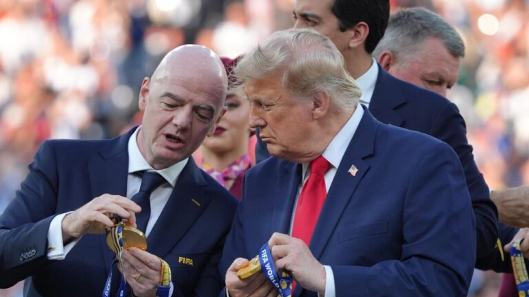 "Infantino wants to privatize the football world cup"