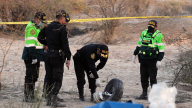 Peru, tourist plane crashes AP Photo Genry Bautista via LaPresse 6