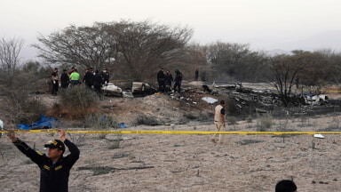 Peru, tourist plane crashes AP Photo Genry Bautista via LaPresse