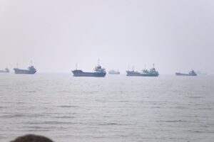 Hormuz, there is an agreement between Iran and Oman: “But the Strait is not automatically safe”