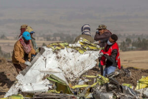 Boeing crashes shortly after take-off, 157 dead: compensation of 25 million euros to family members of one victim