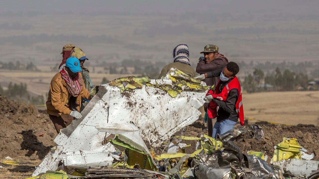 Boeing crashes shortly after take-off, 157 dead: compensation of 25 million euros to family members of one victim