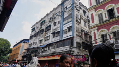 Fire in a hotel in Calcutta, India (Photo LaPresse)