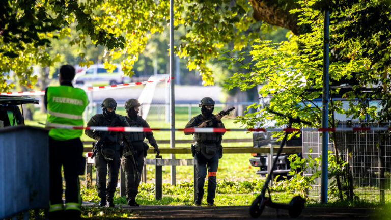 Maria Spinelli is the 22-year-old girl killed in the shooting at a rave party in Switzerland: two other compatriots injured