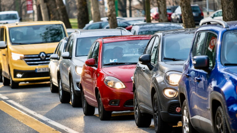 Car rc, the silent blow: the map of who pays the most and the guide to saving immediately
