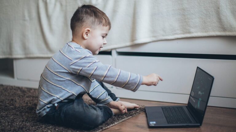 Countermand children: perhaps time spent in front of screens isn't so harmful after all