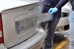 Goodbye to foreign license plates, Italian insurance will be mandatory for all cars