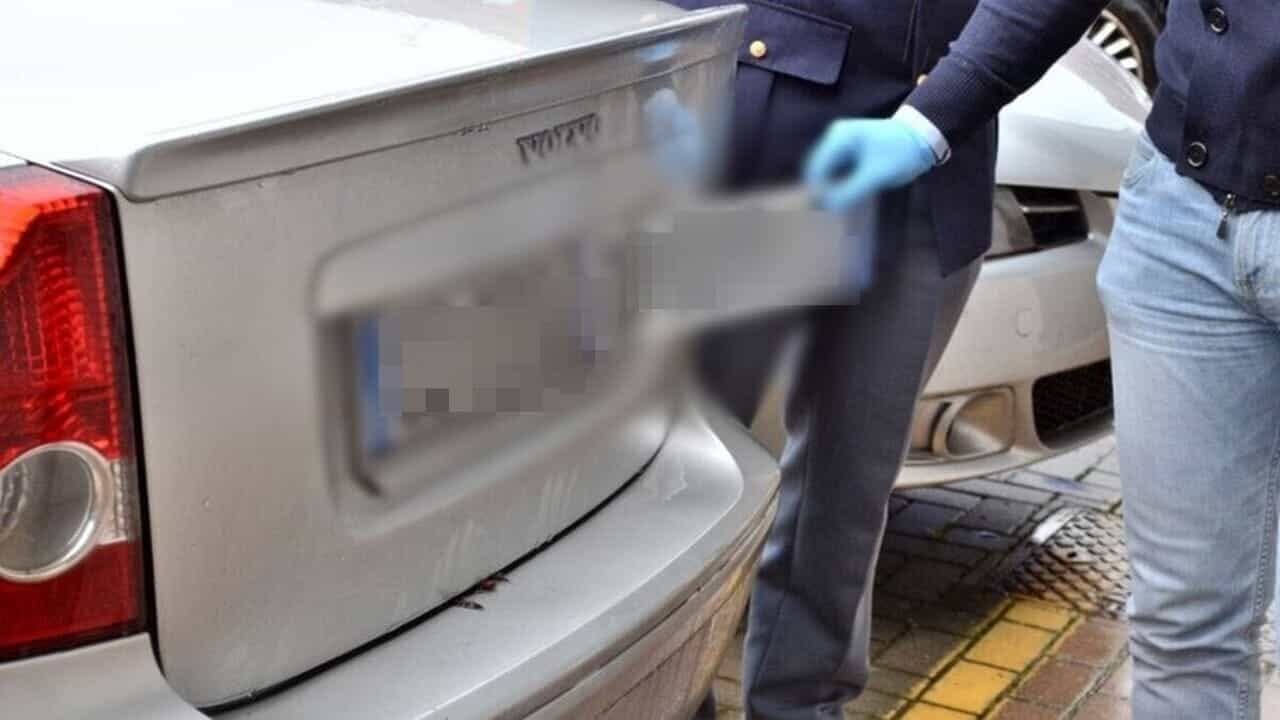 Goodbye to foreign license plates, Italian insurance will be mandatory for all cars