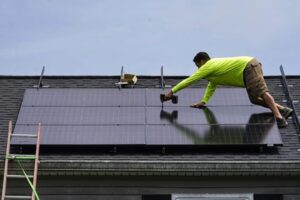 Italy relies on wind to reduce bills, photovoltaic remains without bonuses