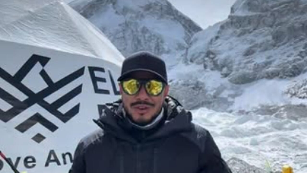 Nirmal Purja: the famous mountaineer is missing with other people after an avalanche on Broad Peak, Pakistan. 4 bodies recovered