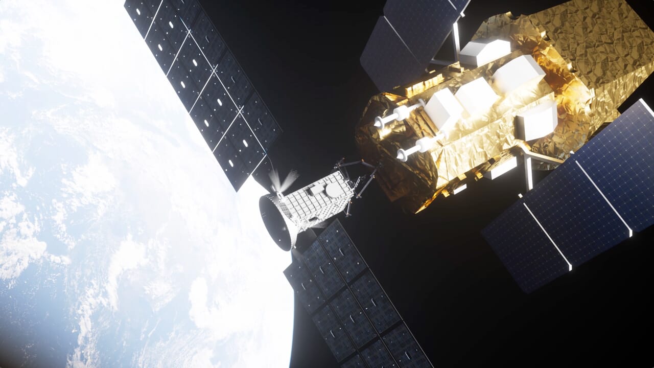 The mission to save the space telescope that is falling to Earth is not going well at all
