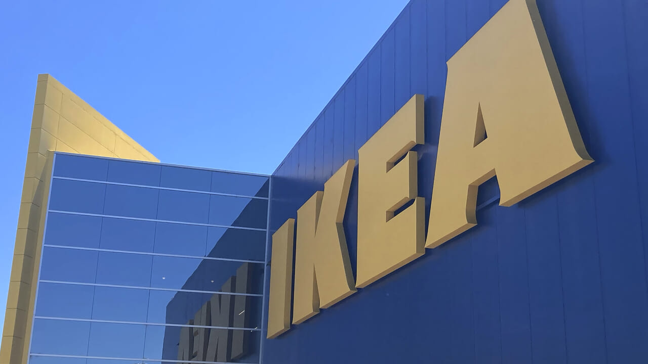 Ikea lowers prices in Italy: from Bestå to Kallax, here are the "discounted" products