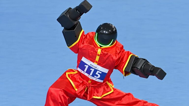 China prepares humanoid robots for war: tests to infiltrate behind enemy lines and fight alongside soldiers