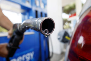 For a full tank of diesel we pay up to 23 euros “too much”