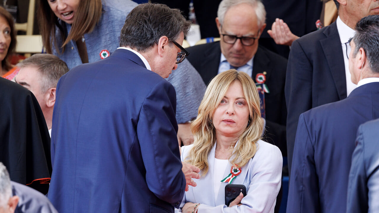 A petrol bonus for families and workers of up to 200 euros: what the Meloni government wants to do