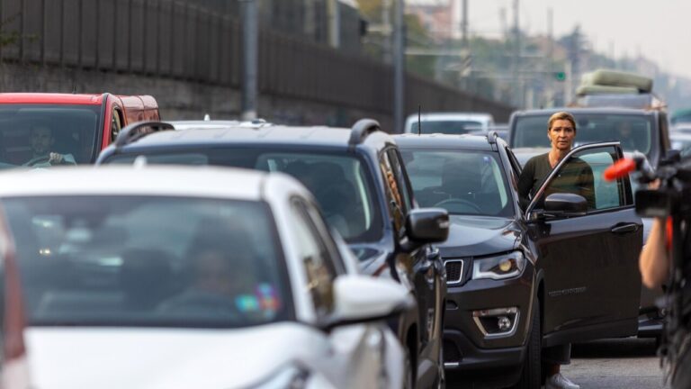 All the cars that will no longer have to pay the tax: look carefully in your registration document
