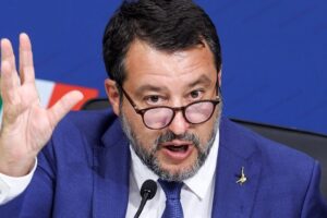 And the super stamp? Salvini relaunches: “There is another cut being studied, worth 250 million euros”
