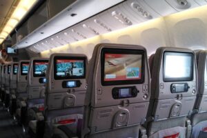 Because the green light for Emirates is a historic defeat (at home) for Lufthansa