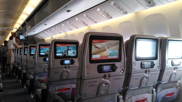Because the green light for Emirates is a historic defeat (at home) for Lufthansa