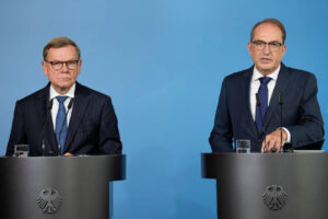 Explosive drones at Leipzig airport, Germany officially accuses Russia: Russian consulate in Bonn closed. Meloni: “Solidarity”