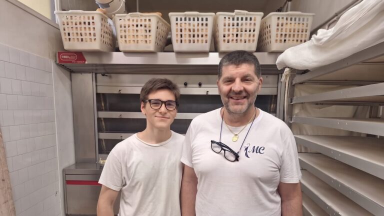 Giovanni Boeri, 18 year old student, gives up on holidays: "No disco: I wake up at 3 and learn to make bread"