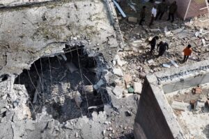 Iran attacks US bases in the Gulf: missiles and drones against “crimes committed by America”