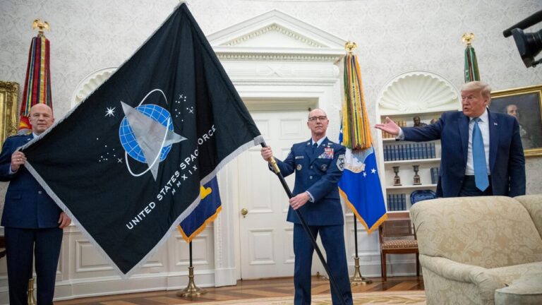 The United States transports weapons into space, China warns: "Stop preparing for war"