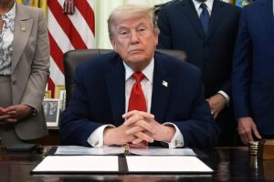 Trump TV is born: the US president kicks journalists out of the White House and creates his own station