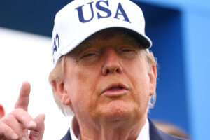 Trump against the big names in artificial intelligence: “No slowdown. Whoever wins this challenge wins everything”