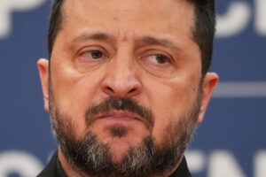 Zelensky against the allies: “They are on holiday and Russia is bombing”