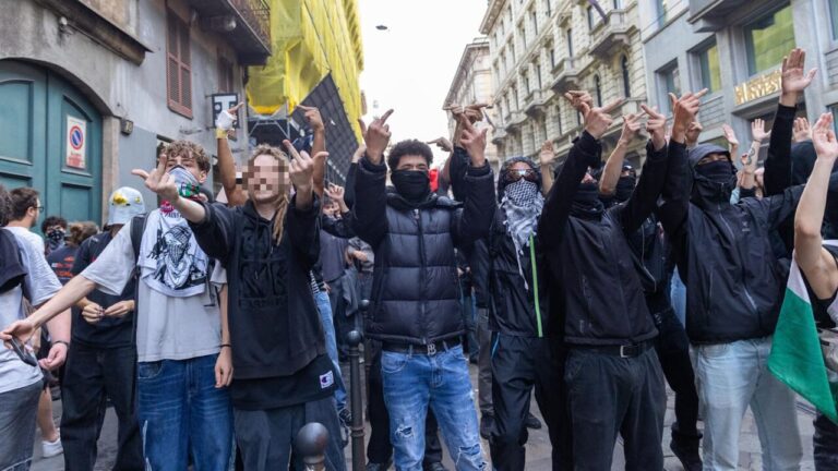 Arms to Ukraine and high prices of living, what drives the revolts of those who want it "burn everything"
