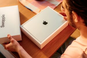 MacBook Air Swappie review: refurbished, complete and versatile