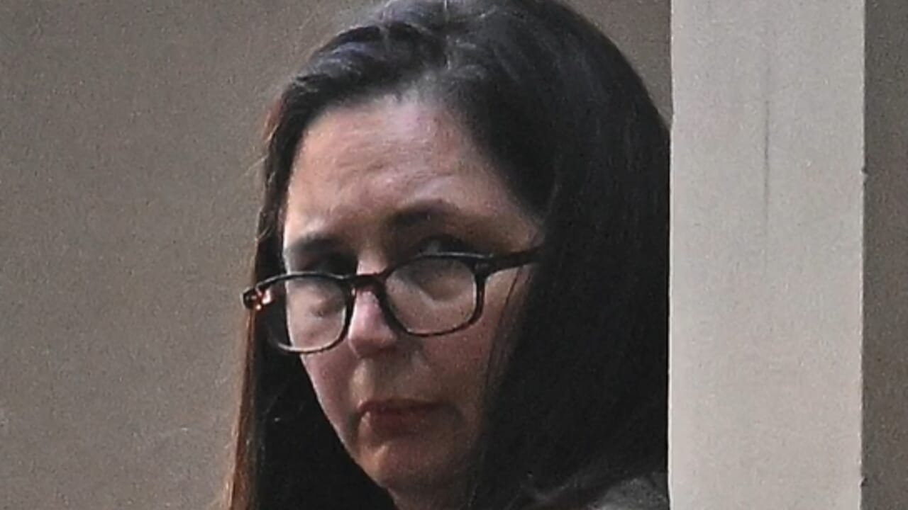 He invites his relatives to lunch and poisons them with mushrooms in the fillet: three deaths