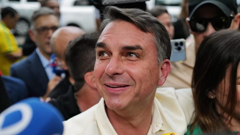 "Bolsonaro fleeing from Brazil": the canceled passport and the secret flight from Argentina to the United States