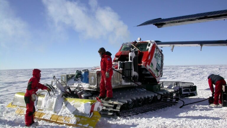 Salary of up to 120 thousand euros a year, free room and board: the dream job offer (among the ice)