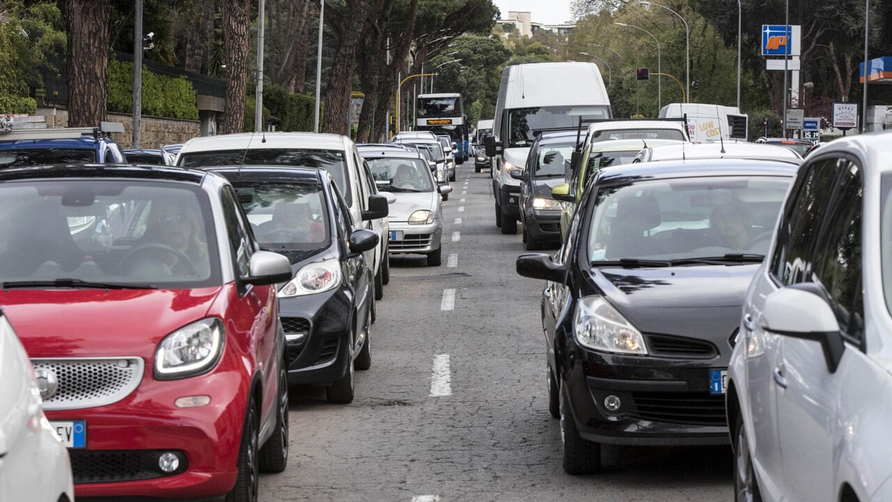 The stop on car tax is widening but Meloni needs 2.3 billion to remove the tax from millions of Italians