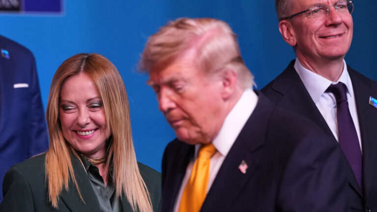Trump makes peace with Giorgia Meloni: "I like her, I've always liked her. Our relationship is very good"